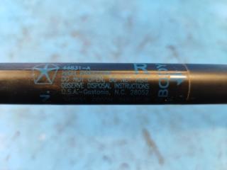 Амортизатор крышки багажника правый COMPASS 17-21 2018 2.4 EDD