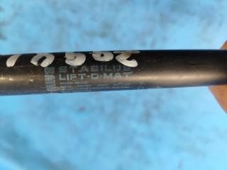 Амортизатор крышки багажника левый COOPER S R56 06-14 2009 N14B16A