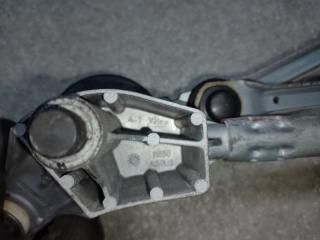 Трапеция стеклоочистителей передняя JUKE 10-19 2011 1.6 MR16DDT