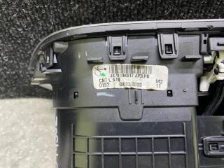 Дефлектор воздушный ESCAPE 19 - 2020 C15FDOS