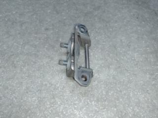 Петля крышки багажника SUBARU FORESTER 12-19 2.5 FB25B