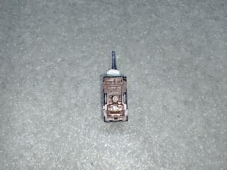 Кнопка открывания багажника внутренняя SENTRA B17 12-21