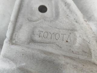 Крыло переднее левое PRIUS - 30 09-17