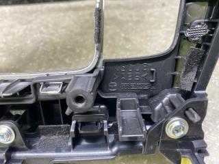 Консоль центральная CX-30 19- 2021 2.5L