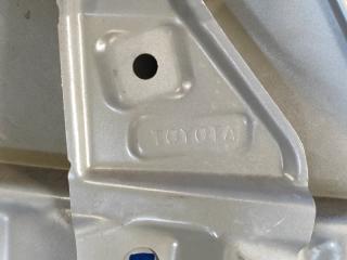 Крыло переднее левое PRIUS - 30 09-17