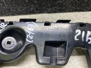 Кронштейн заднего бампера правый MAZDA CX-30 19- 2.5L