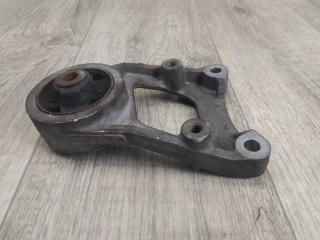 Кронштейн редуктора левый TOYOTA RAV4 05-12 2006