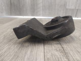 Кронштейн редуктора правый RAV4 05-12 2006 2.4 2AZFE