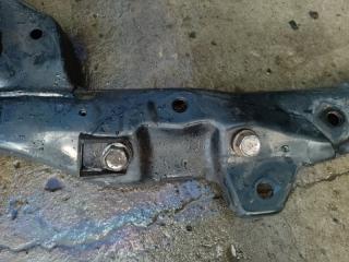 Балка передней подвески SIENNA 03-10