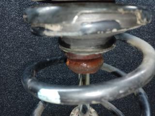 Амортизатор передний левый TOYOTA SIENNA 03-10