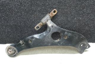 Рычаг передней подвески нижний правый TOYOTA SIENNA 03-10