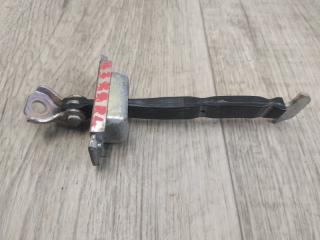 Ограничитель двери задний левый PRIUS 16- 2017 1.8 2ZRFXE