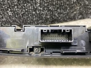 Блок управления подогревом сидений передний SORENTO UM 14- 2015 2.4 G4KJ