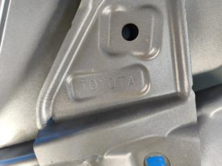 Крыло переднее правое PRIUS - 30 09-17