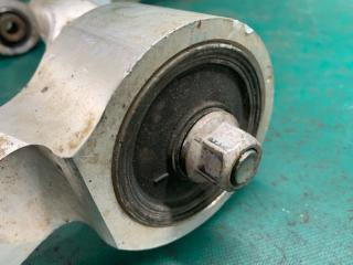 Рычаг передней подвески нижний правый MDX (YD2) 06-13 2009 3.7 J37A1