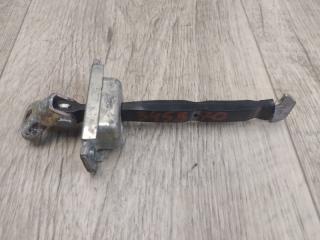 Ограничитель двери задний правый PRIUS 16- 2017 1.8 2ZRFXE