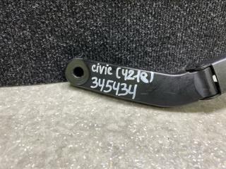 Поводок стеклоочистителя передний правый CIVIC FC/FK 15- 2019 2.0L 4