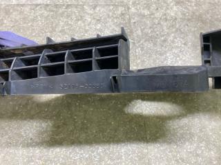 Кронштейн переднего бампера (под фарой) левый ES350 06-12 2007 3.5 2GR-FE