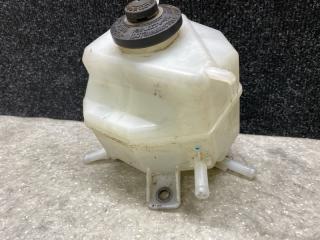 Бачок главного тормозного цилиндра CAMRY 55 14-17 2016 2.5 2ARFXE