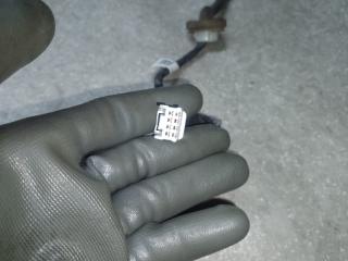 Привод открывания крышки багажника левый MODEL Y 19- 2021