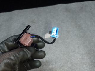 Кнопка открытия двери передняя правая MODEL Y 19- 2021