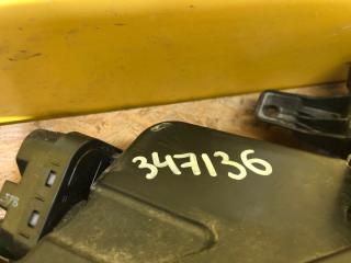 Фара правая LEAF 18-