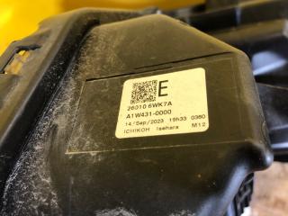 Фара правая LEAF 18-