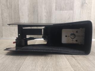 Подлокотник OUTLANDER 03-07 2005 Внедорожник 2.4