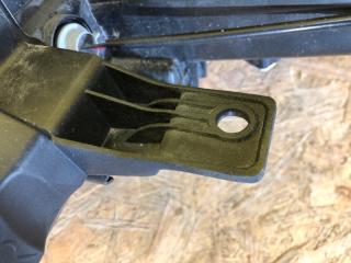 Фара правая LEAF 18-