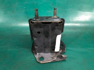 Кронштейн усилителя заднего бампера правый NISSAN ROGUE 08-15 2.5 QR25DE