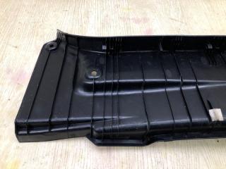 Накладка панели багажника внутренняя CAMRY 70 17- 2019 2.5 A25AFKS