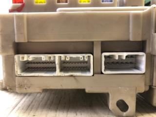 Блок предохранителей салон CAMRY 30 02-06 2005 2.4 2AZFE