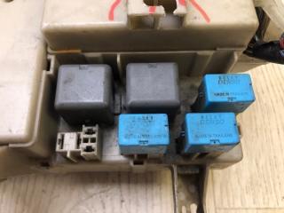 Блок предохранителей салон CAMRY 30 02-06 2005 2.4 2AZFE