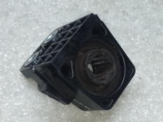 Крепление радиатора правое CX-30 19- 2021 2.5L