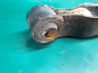 Рычаг задней подвески поперечный нижний NISSAN X-TRAIL/ROGUE T32 13-20 2.5 QR25DE