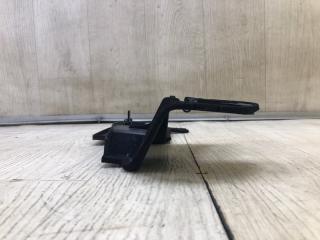 Дефлектор радиатора правый ES350 06-12