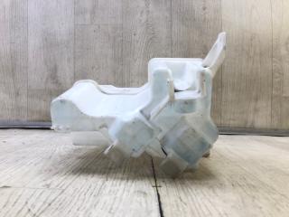 Бачок омывателя PRIUS - 30 09-17