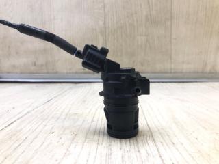 Насос омывателя стекла PRIUS - 30 09-17