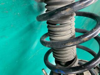 Амортизатор задний правый CAMRY 40 06-11 2008 2.4 2AZFE