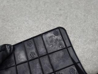 Дефлектор радиатора левый ELANTRA MD 10-15 2013 1.8 G4NB