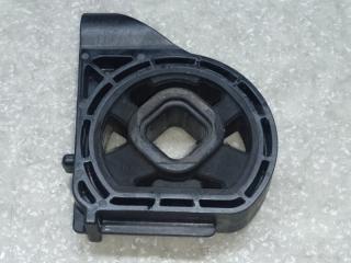 Крепление радиатора правое ELANTRA AD 16- 2016 2.0 G4NH