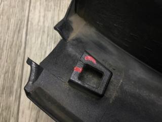 Накладка крышки багажника левая RAV4 05-12