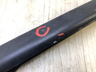 Молдинг стекла правый A4 15-