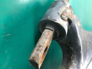 Рычаг передней подвески нижний левый NISSAN X-TRAIL/ROGUE T32 13-20 2.5 QR25DE