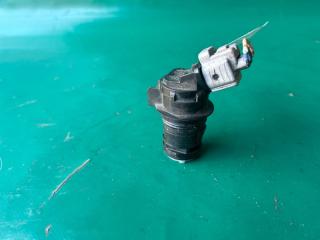 Насос омывателя стекла задний TOYOTA LAND CRUISER PRADO 120 02-09