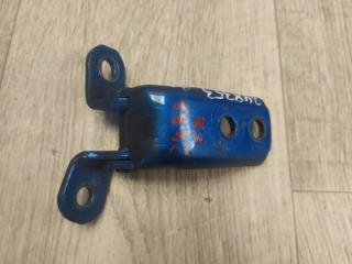 Петля двери верхняя передняя правая TOYOTA CAMRY 70 17- 2019