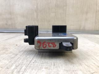 Блок управления вентилятором радиатора VENZA 09-16 2013 3.5 2GR-FE