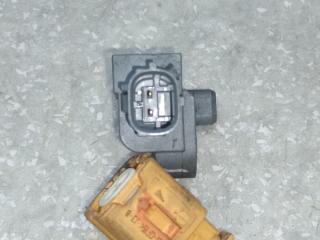 Датчик удара передний левый SORENTO UM 14- 2017 2.4 G4KJ