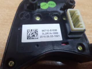 Кнопки на руль левые SANTA FE (TM) 18-23