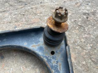 Рычаг передней подвески верхний передний левый LEXUS IS250/350 05-13